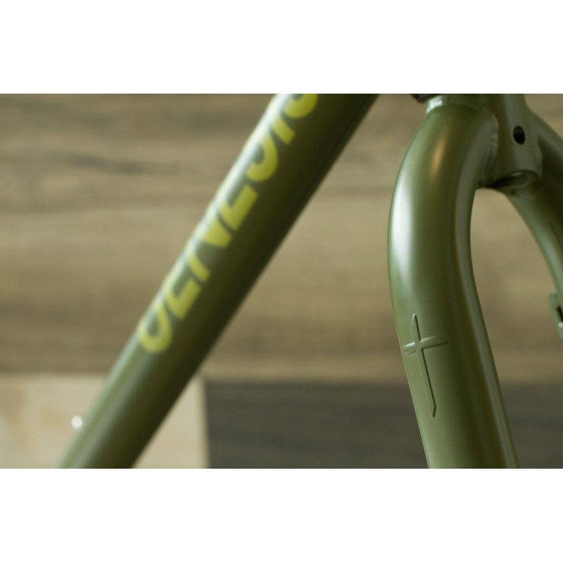 Kit cadre Genesis Croix de Fer 725 fourche