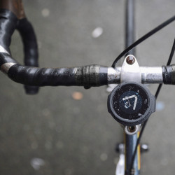 GPS Beeline sur potence