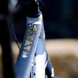 Vélo Gravel Genesis CDA 10 tube supérieur