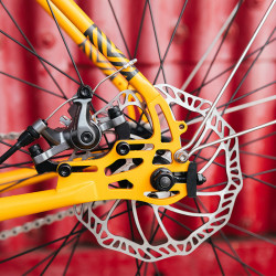 Vélo Fixie Genesis Day One 10 frein arrière