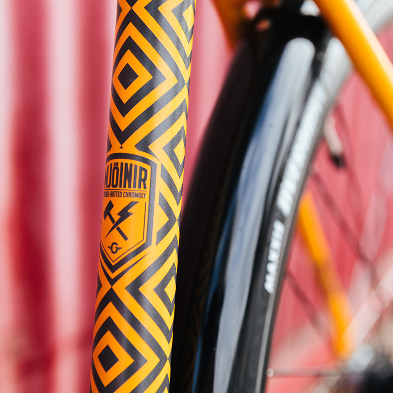 Vélo Fixie Genesis Day One 10 tube de selle