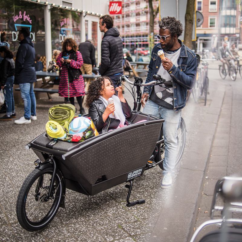 Vélo cargo électrique Urban Arrow Family un enfant