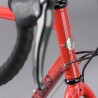 Vélo Gravel Genesis Croix de Fer 20 rouge tube de direction