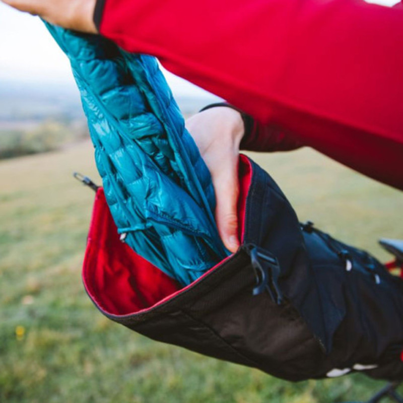 Sacoche selle bikepacking Zéfal Z Adventure R11 ouverture