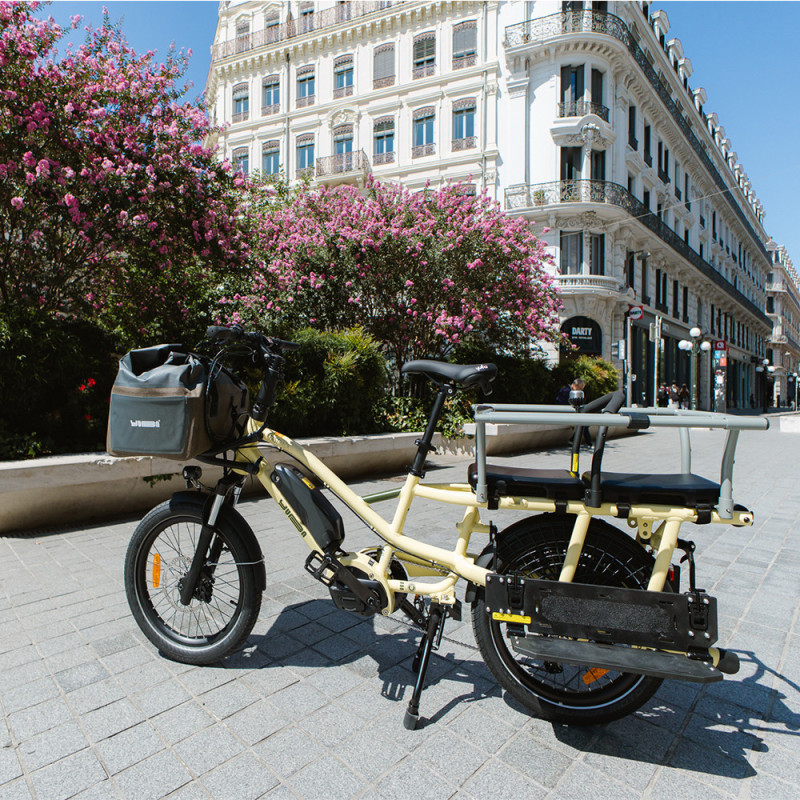 Vélo cargo électrique Yuba FastRack - opération rentrée