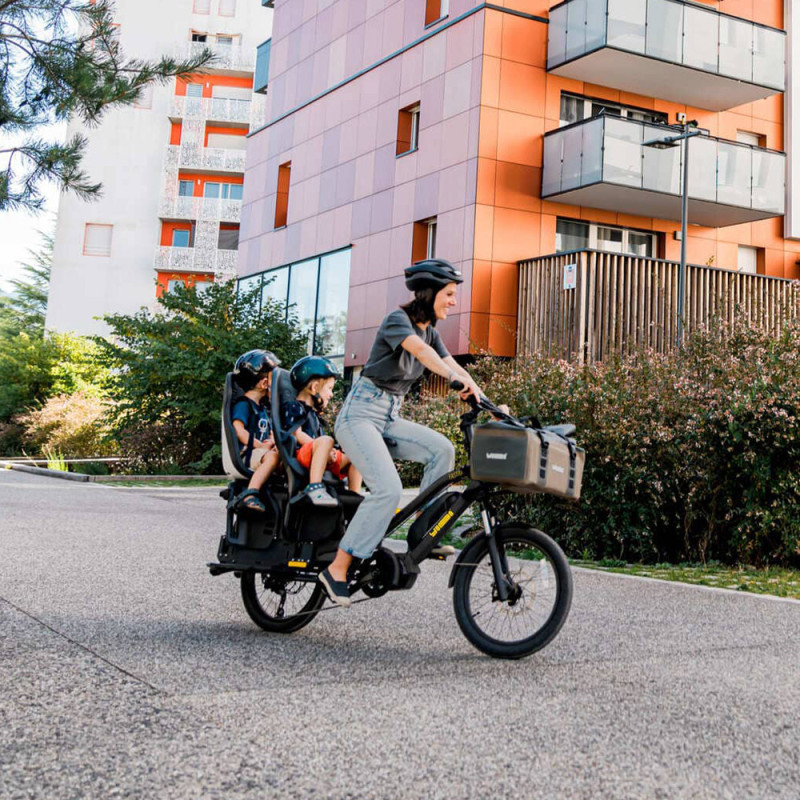 Vélo cargo électrique Yuba FastRack - opération rentrée