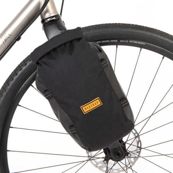 Sacoche de fourche bikepacking Restrap Switch Pannier 5L