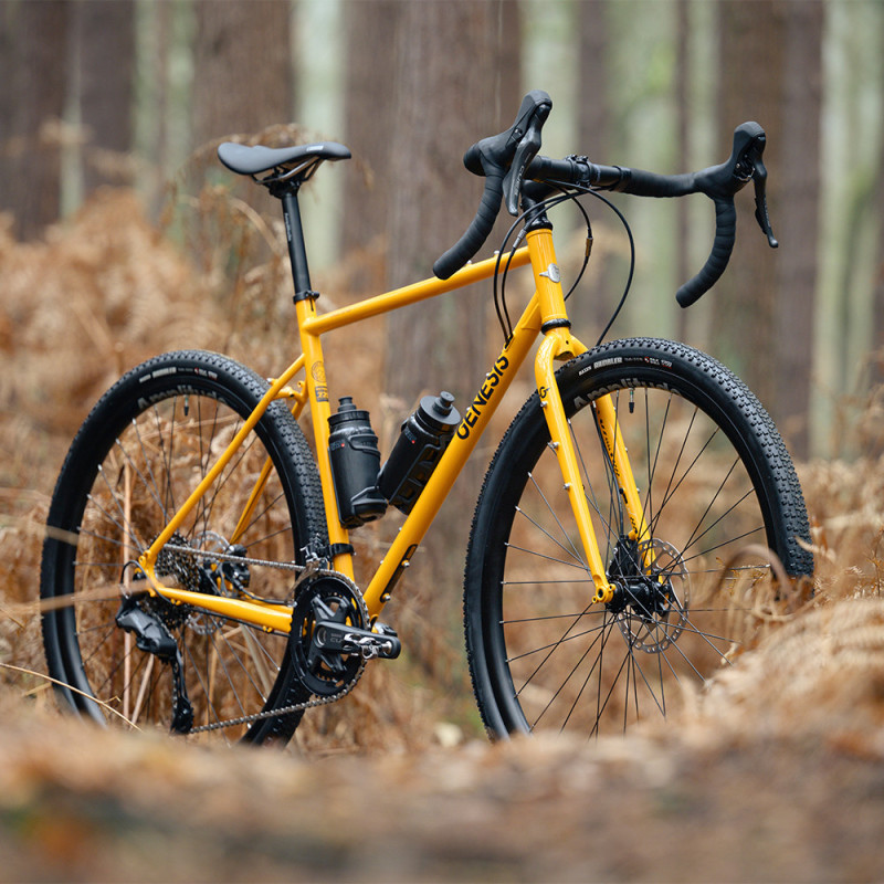 Vélo gravel Genesis Croix de Fer 30