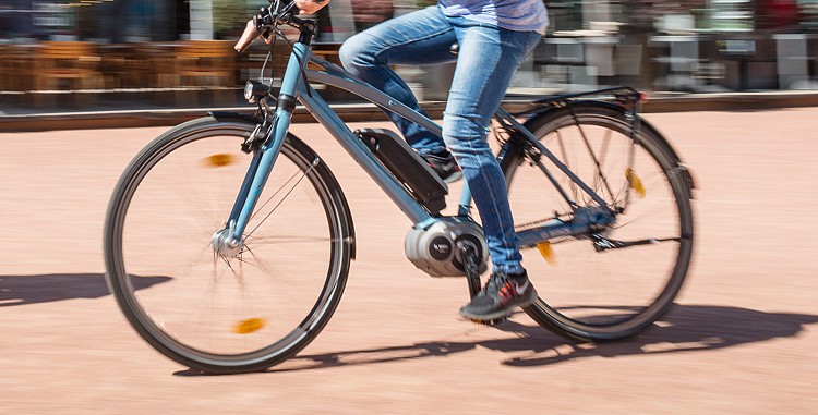 Accessoire roue velo deals