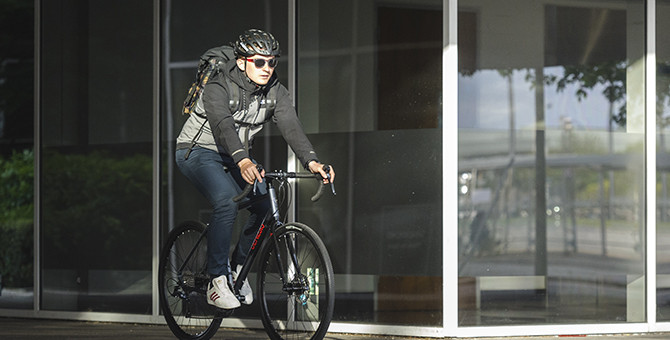 Vélo Siège de vélo Réflecteur d'arc Lumière Montage caché Coque de