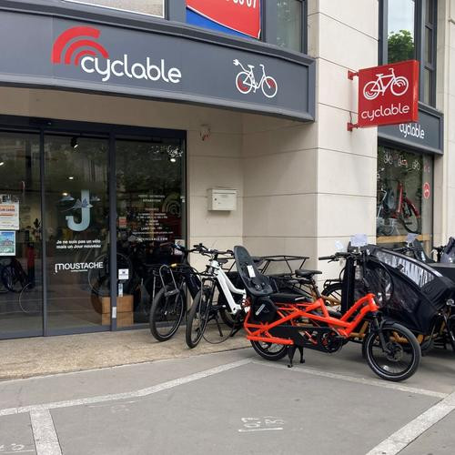 LA GARENNE-COLOMBES - CYCLABLE