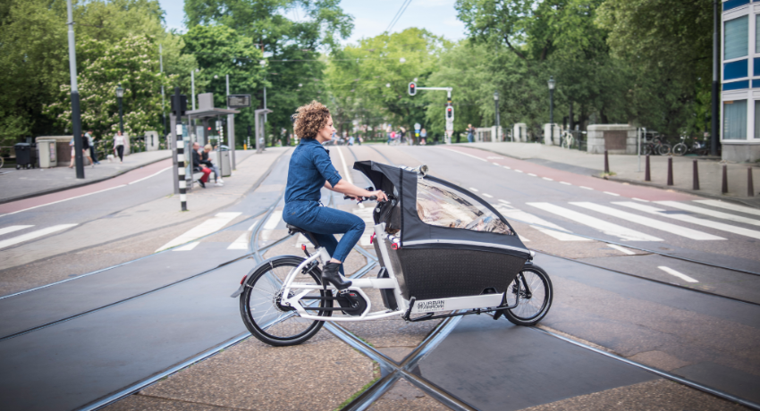 Comment démonter un biporteur Urban Arrow ?