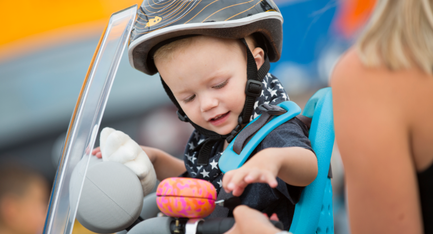 Quel âge minimum pour un bébé ou un enfant sur un vélo ? - Oklö - biclou  pratique