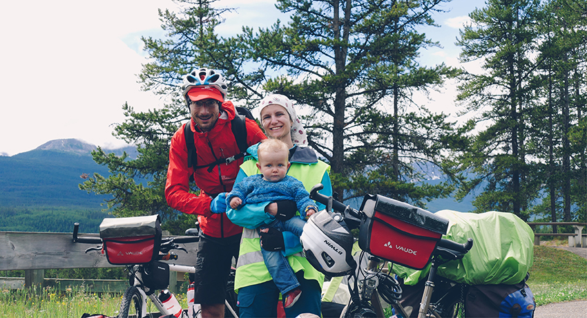 Partir à vélo en famille : l’école buissonnière de la parentalité