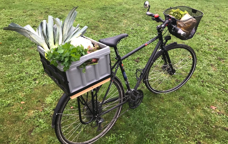 Alix, Stéphanie et leurs vélos VSF T-100S