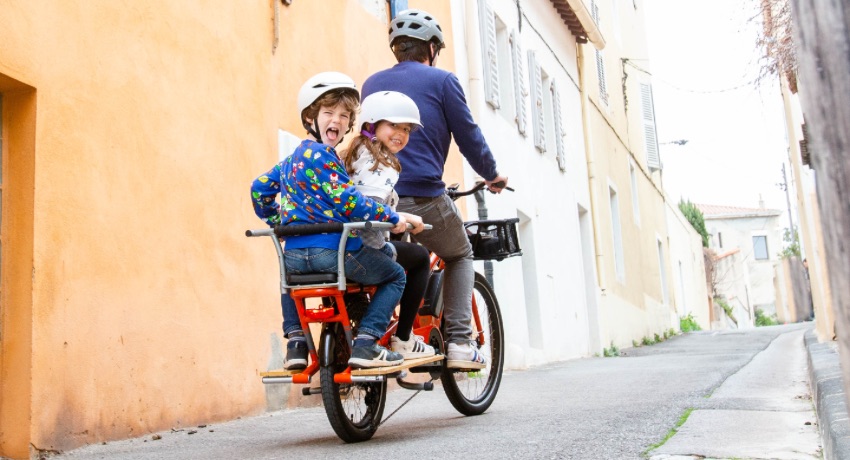 Enfants et longtail : 5 clés pour rouler en sécurité